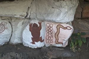 Images Dated 19th September 2004: Aboriginal Rock Art - Site on Mt Elizabeth Station