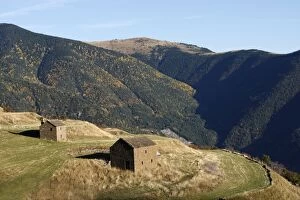 Images Dated 28th October 2007: agriculture de montagne pres de la vallee d'ordesa. Espagne