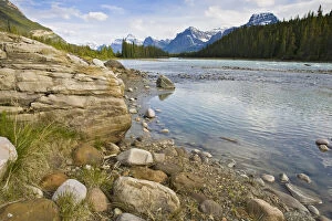 Alberta, Canada, Athabasca River in Jasper