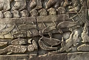 Images Dated 14th March 2008: Angkor Bayon bas-reliefs Fish and crocodile cham warship