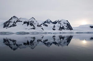 Images Dated 13th September 2011: Antarctic Peninsula, Errera Channel. Mountain