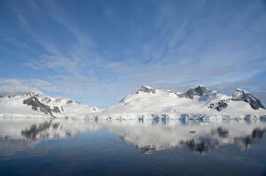 Images Dated 30th June 2010: Antarctica, Antarctic Penninsula. Paradise