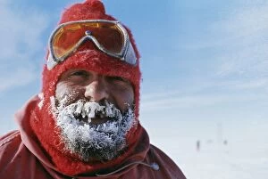 Base Gallery: Antartica - Frost on face at -30c, Shackleton Base