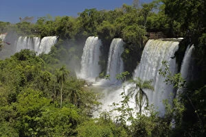 Argentina, Iguacu Falls in sun