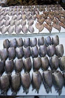 Aw Taw Kaw market dried fish