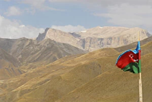 Caucasus Gallery: Azerbaijan, Xinaliq. View of Azeri flag