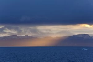 Baffin Bay evening sun breaking through