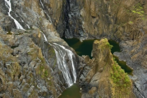Images Dated 7th September 2008: Barron Falls and Gorge - impressive narrow gorge and Barron Falls