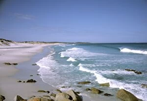 Bay of Fires coast - Eddystone Lighthouse in background