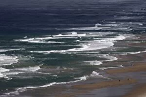 Tides Gallery: Beach and Waves