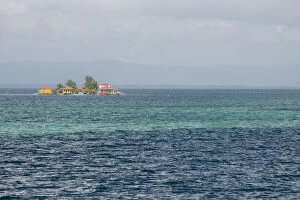 Tropic Gallery: Belize, Caribbean Sea. Remote island of