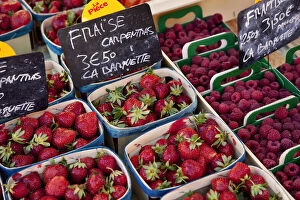 Farmer Gallery: Berries for sale at the local market in