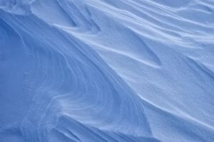 Images Dated 31st December 2011: Blue Ice Designs created by strong winds form in
