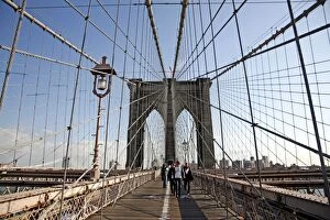 Brooklyn Bridge in New York, America Paul Brown