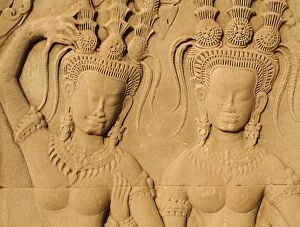 Angkor Gallery: Cambodia - Devatas (deity, divinity) in the temple