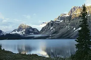 Canada - Bow lake, Crowfoot Glacier, Morning, Summer. Banff National Park, Canada. S1729