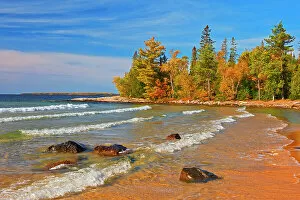 Wave Collection: Canada, Ontario, Lake Superior Provincial Park. Lake Superior shoreline at Katherine Cove