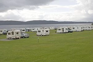 Images Dated 22nd June 2006: Caravans on beach front Caravan Club Site, North