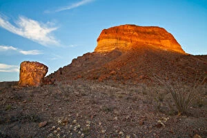 Chihuahuan Gallery: Cerro Castellon mountain at sunset