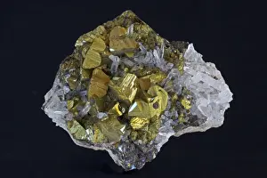 Metals Prints: Chalcopyrite (CuFeS2) (Golden)
