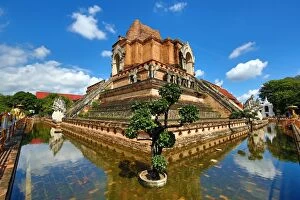 Images Dated 12th November 2016: Chedi at Wat Chedi Luang Temple in Chiang Mai, Thailand
