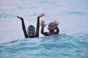 Child Gallery: Children swimming