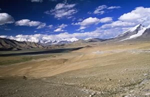 CHINA Karakuli Lake, Pamir Plateau Xinjiang