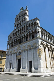 Images Dated 4th December 2012: Church of San Michele in Foro, Lucca, Tuscany