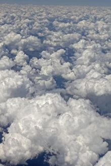 Images Dated 31st January 2008: Clouds - over Argentina
