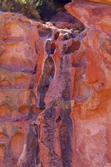 Images Dated 22nd April 2010: Colourful Rocks - the colours of this sandstone