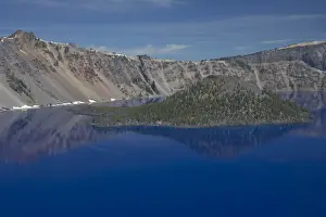 Crater Lake showing Wizard Island (volcanic cone) Lake is 1, 943 feet deep, deepest in the USA Crater Lake National Park Oregon, USA LA000703