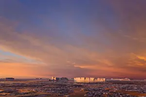 Floes Prints: DDE-90023751
