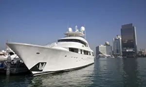 Yacht Prints: DDE-90025759