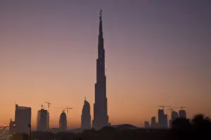 Emirates Prints: DDE-90025779