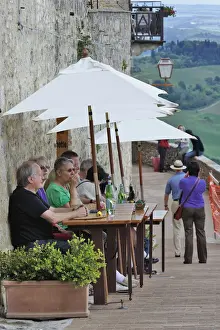 Tourists Prints: DDE-90032055