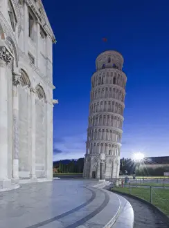 Duomo Prints: DDE-90032572