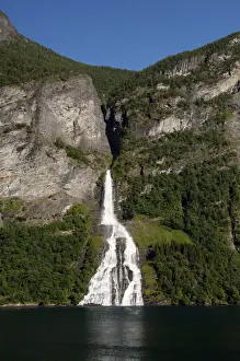 Geiranger Prints: DDE-90033262