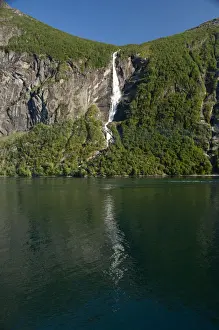 Geiranger Prints: DDE-90033268