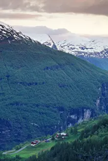 Geirangerfjord Prints: DDE-90034445