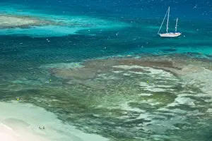 Sailboat Prints: DDE-90037583