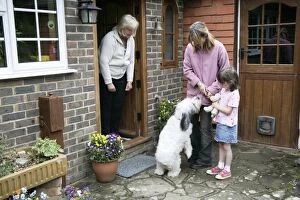 Images Dated 16th June 2007: DOG - greeting visitors to the home