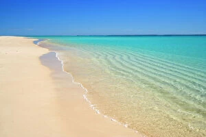 Arty Gallery: Dream Beach - white sandy beach, clear turquoise coloured water