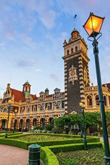 Images Dated 22nd June 2021: The Dunedin Railway Station, Dunedin, South Island, New Zealand (Editorial Use Only) Date