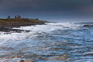 Images Dated 25th September 2010: Dunstanburgh Castle - stormy North Sea - autumn
