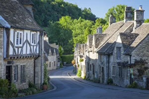 Street Gallery: Early Morning in Castle Combe, the Cotswolds, Wiltshire