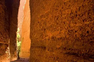 Creating A Surreal Landscapes Prints: Echidna Chasm - a very narrow, enchanting slot canyon which is partly only one metre wide