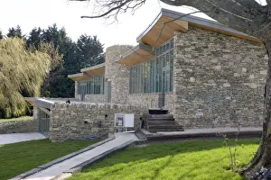 Green Energy Prints: Eco-friendly Home - new expensive upmarket innovative Cotswold stone house with large expanse of glass windows