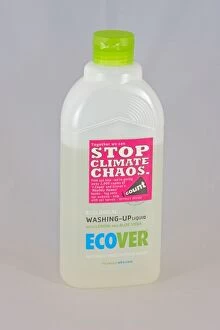 Images Dated 4th January 2008: Ecover ecological washing up liquid environmentally friendly green UK