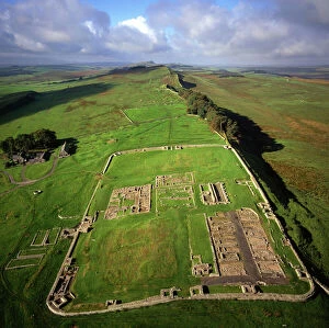 Archaeology Gallery: England - Aerial view, Housesteads Roman Fort