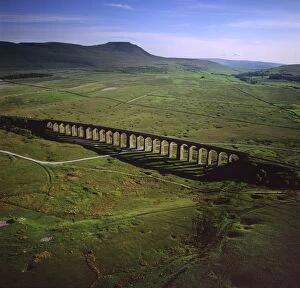 Viaducts Gallery: England - Aerial view, Ribblehead Railway Viaduct